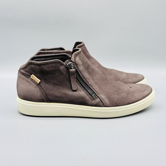 Ecco Shoes Womens 8 Brown Nubuck Leather Soft 7 Zip Ankle Bootie Slip On Comfort - Picture 1 of 9